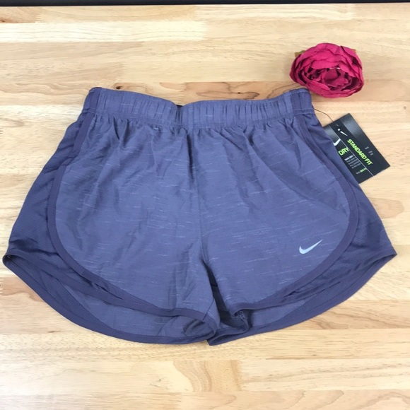 Nike Pants - Nike Women's Tempo Running Shorts